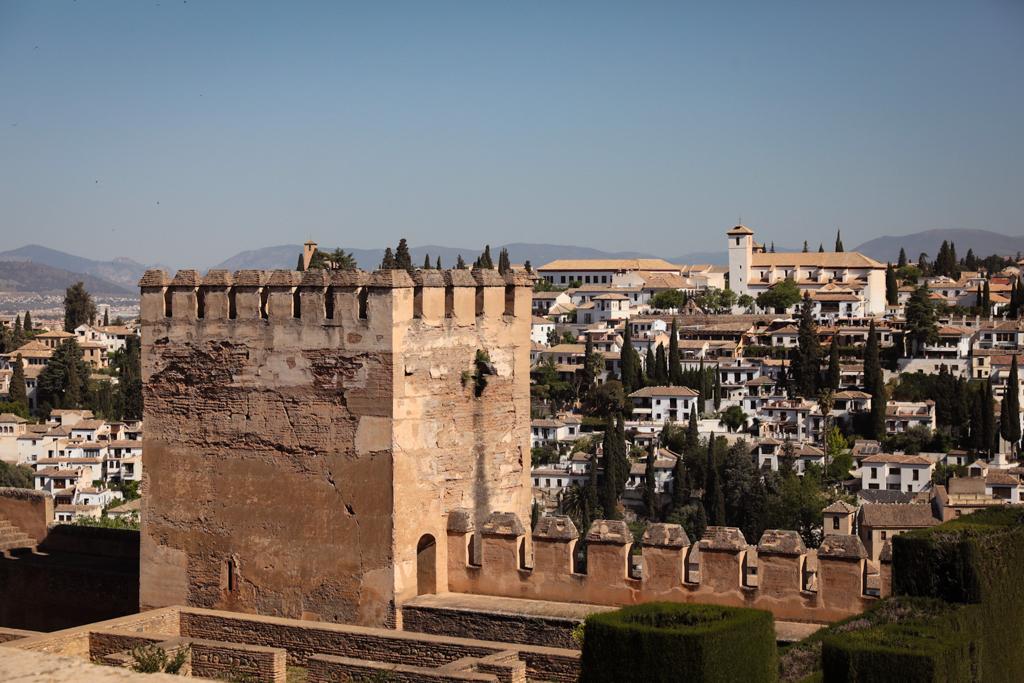 Sale a licitacin la obra de consolidacin de la Torre de las Gallinas de la Alhambra